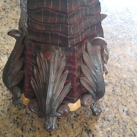 Very Unique Piece Wooden Box and Candle Stick - Picture 3 of 6